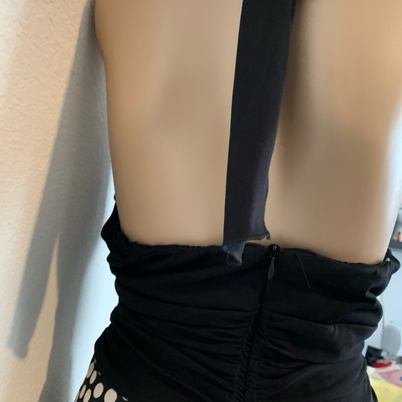 (Connected apparel) Woman’s dress with satin Skirt and a stretch on top - Picture 4 of 16